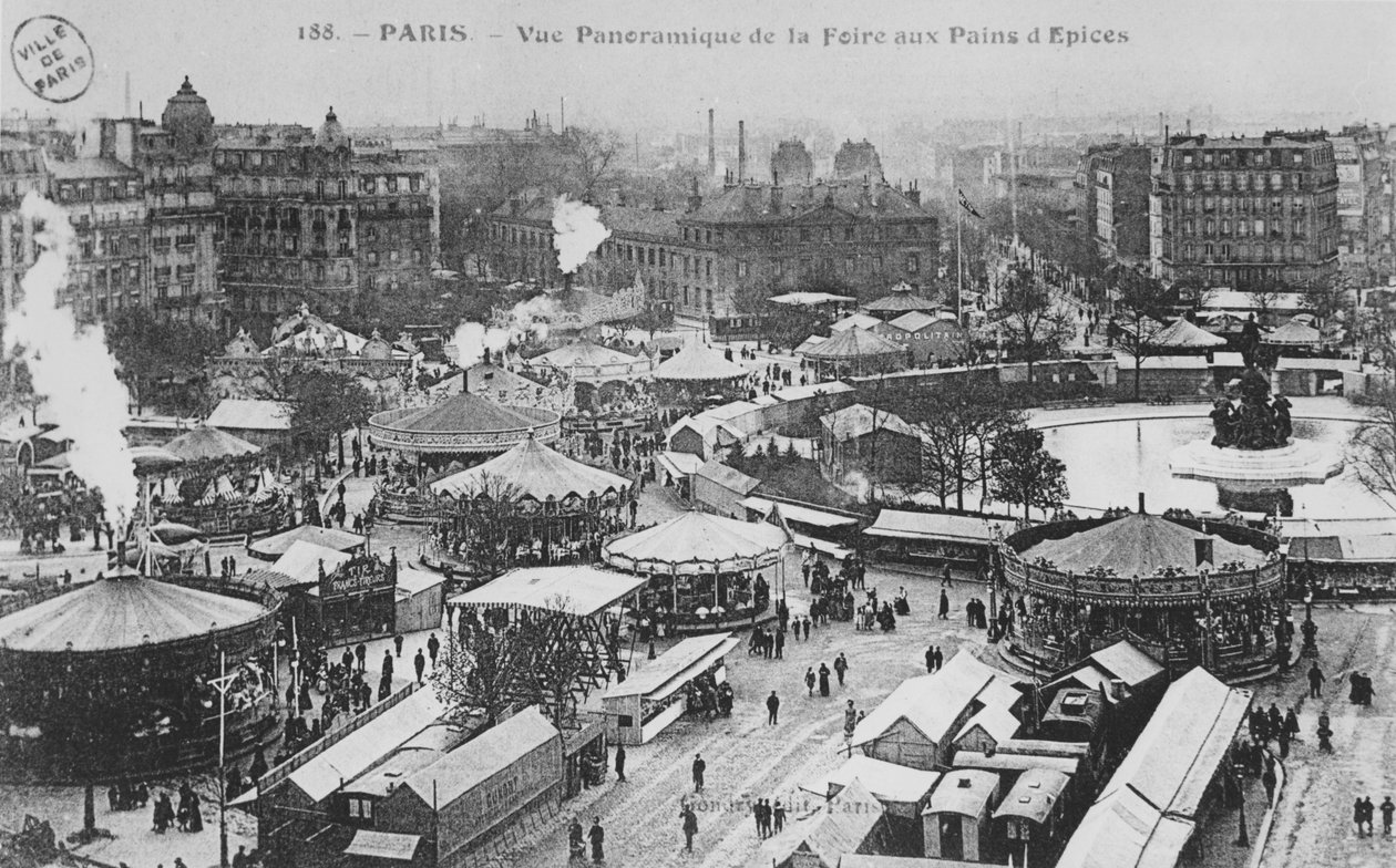 The Throne Fair, Place de la Nation, Paříž od French Photographer
