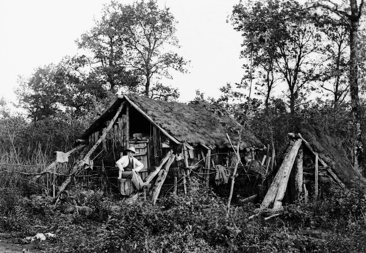 Srub poblíž Bourmont v Haute-Marne (Haute Marne), cca 1880. Ducos Collection od French Photographer