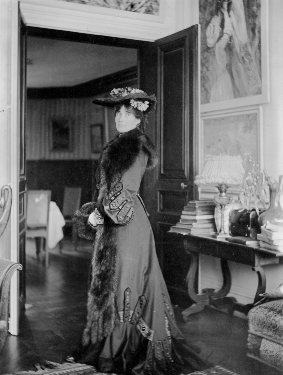Portrét Jeanne Pontillon od French Photographer