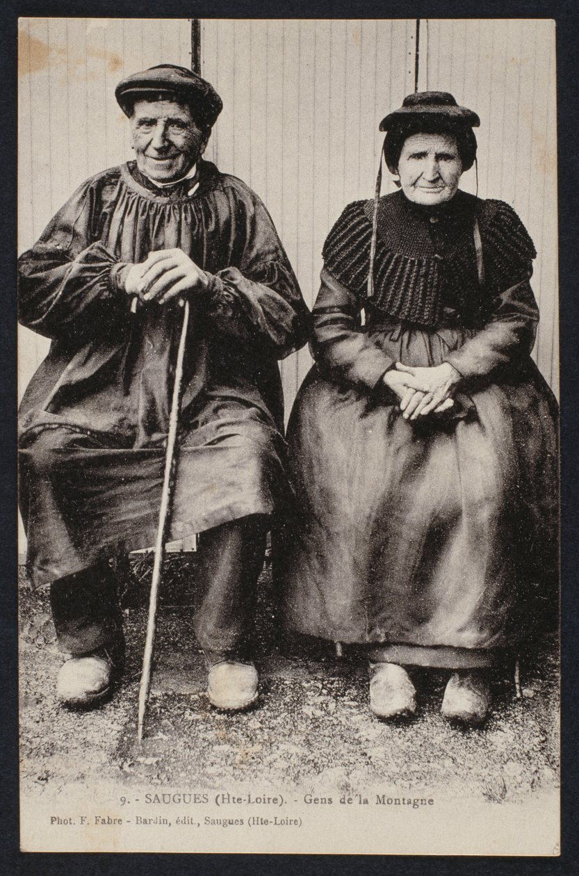 Pohlednice zobrazující horské lidi v Saugues, Haute-Loire, c.1900 od French Photographer