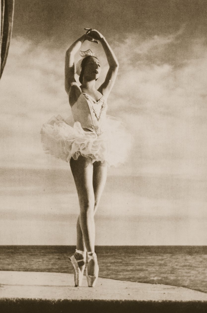 Rosella Hightowerová v Labutím jezeře, z Grand Ballet de Monte-Carlo, 1949 (fotogravura) od French Photographer