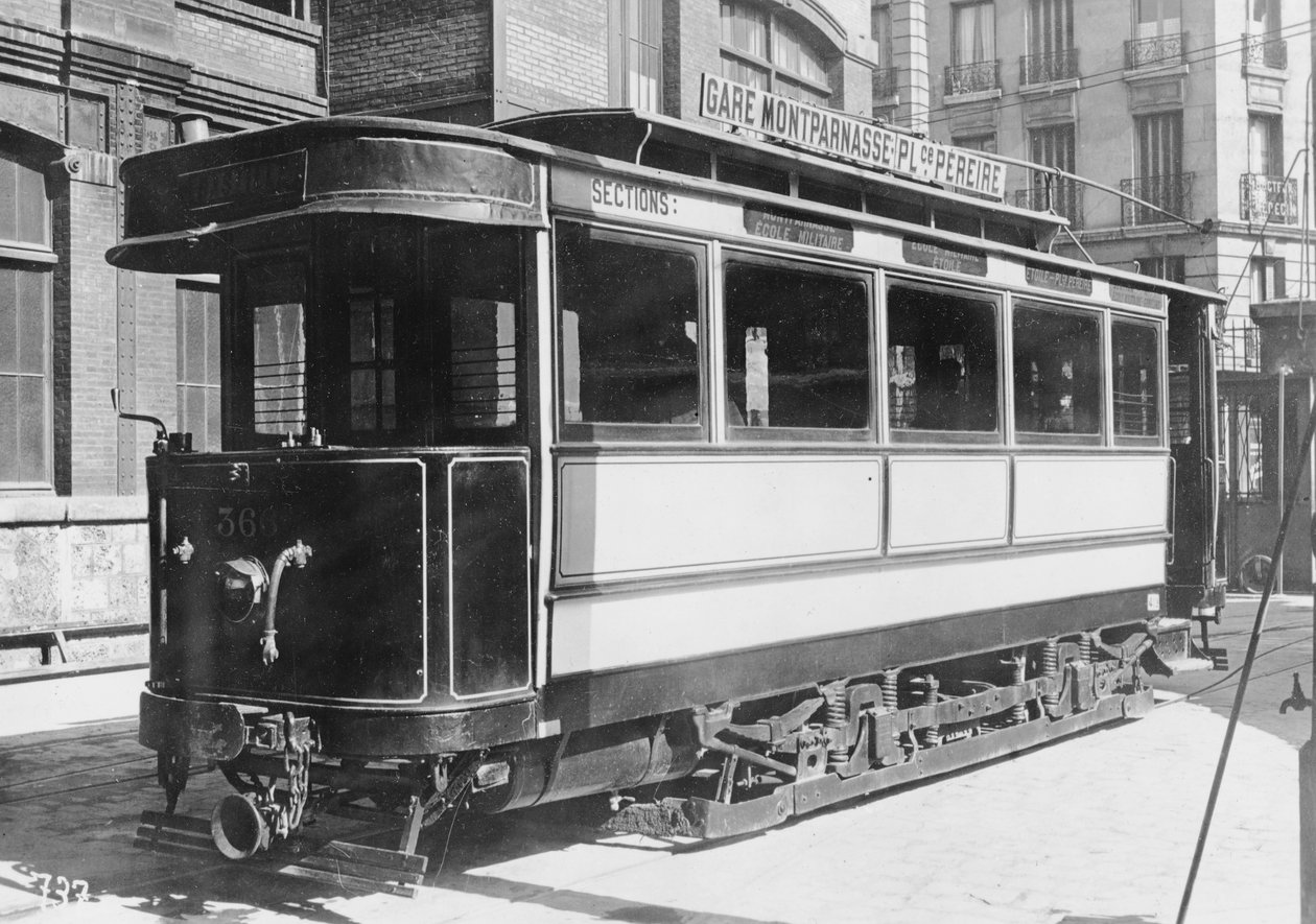 Tramvaj v Paříži, kolem roku 1900 od French Photographer