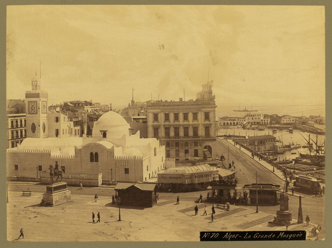 Pohled na Alžír – mešita La Grande, cca 1860-1900 (černobílá fotografie) od French Photographer
