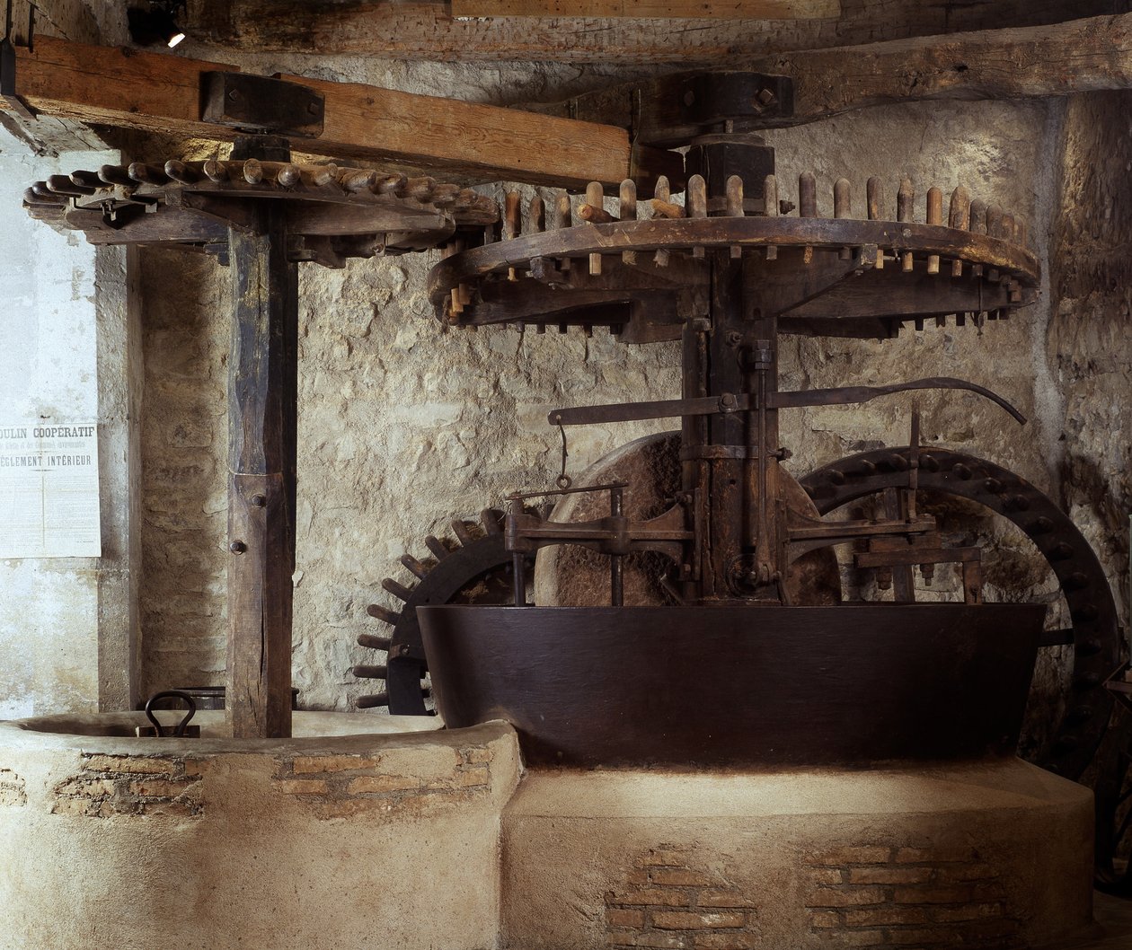 Mlýn olivového oleje z 18. století v Draguignan. Muzeum umění a lidových tradic střední Provence od French School