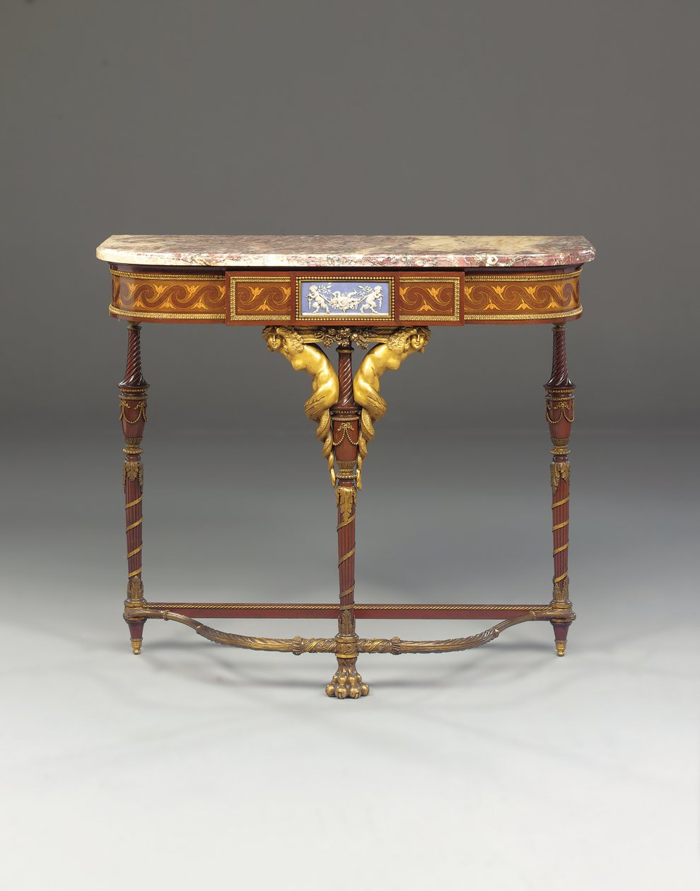 Konzola Napoleona III, na způsob Jacoba, od Maison Millet, Paříž, kolem roku 1865 (jasperware namontovaný na ormolu, mahagon a intarzie) (viz také 362842-362843) od French School