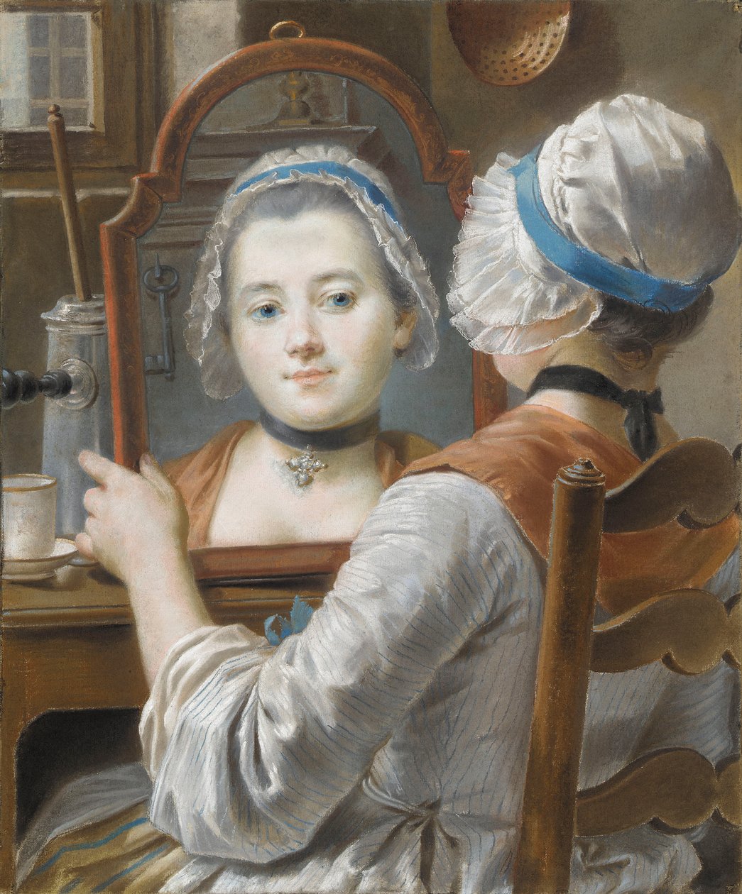 Dívka s čepicí, dívá se na sebe do zrcadla s čokoládou a šálkem na stole, kolem roku 1750 od French School