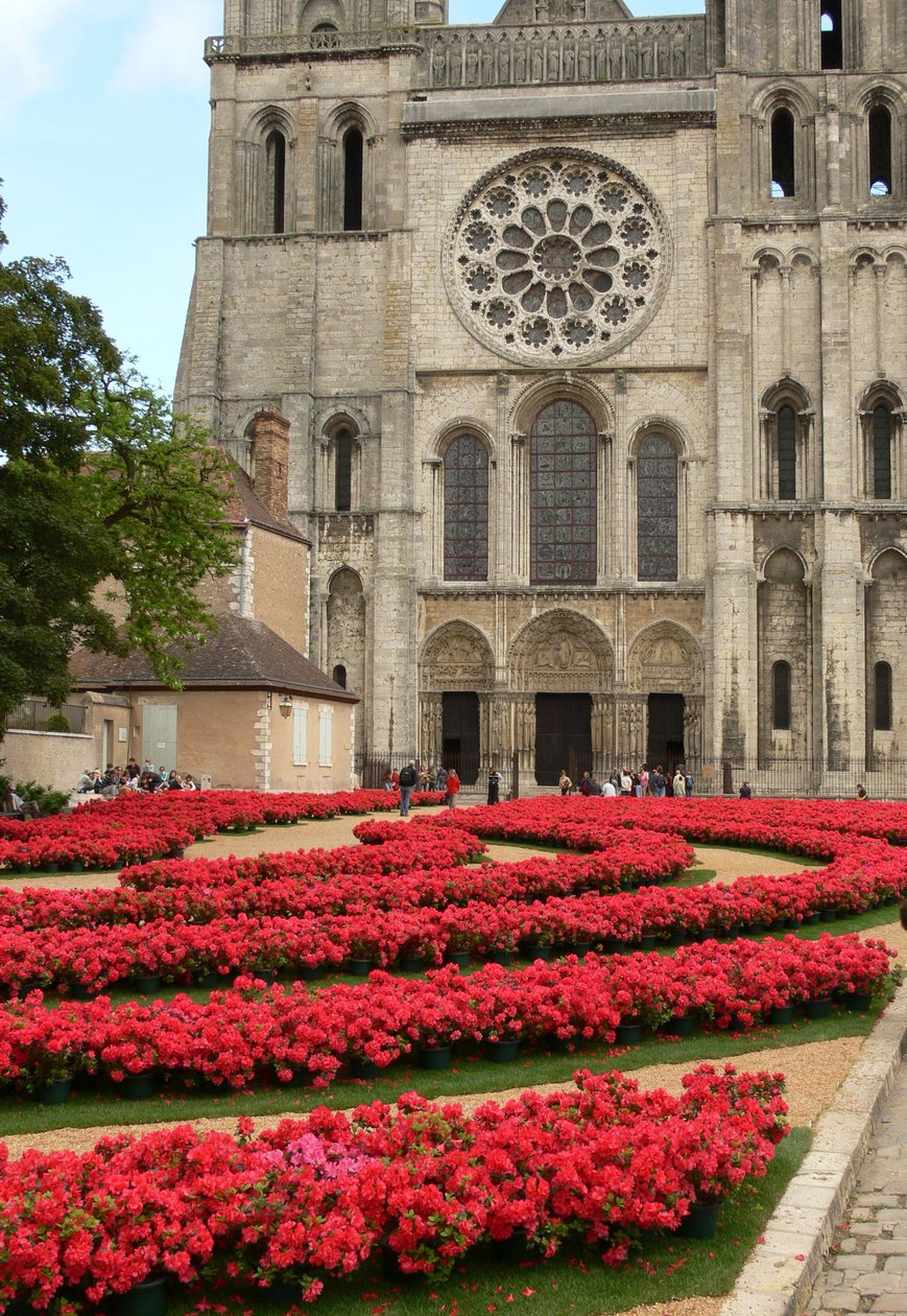 Pohled na západní fasádu od French School