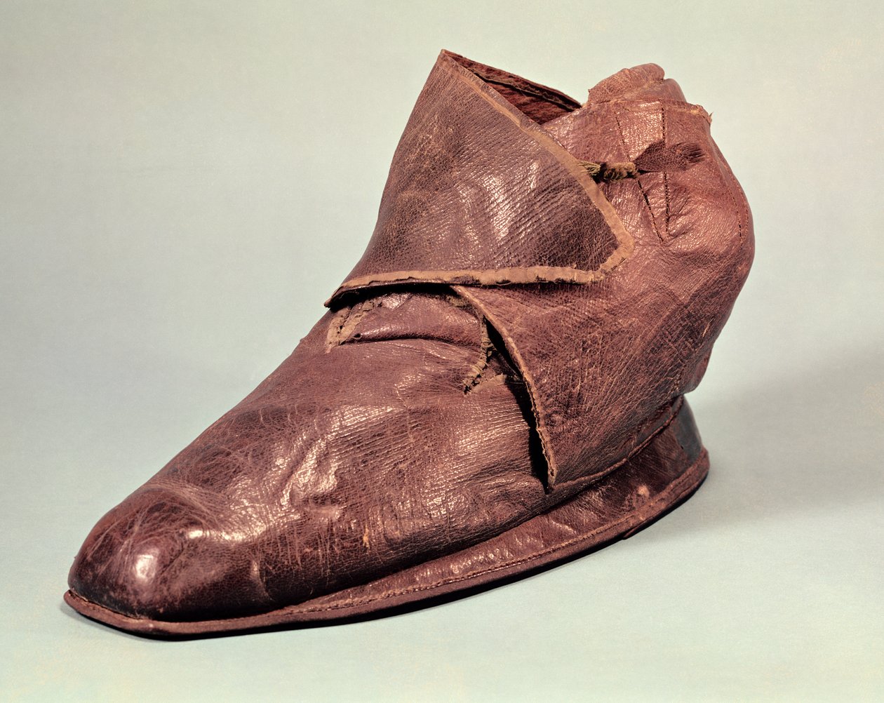 Bota patřící Charlesi Maurice de Talleyrand-Perigord (1754-1838) (kůže) od French School