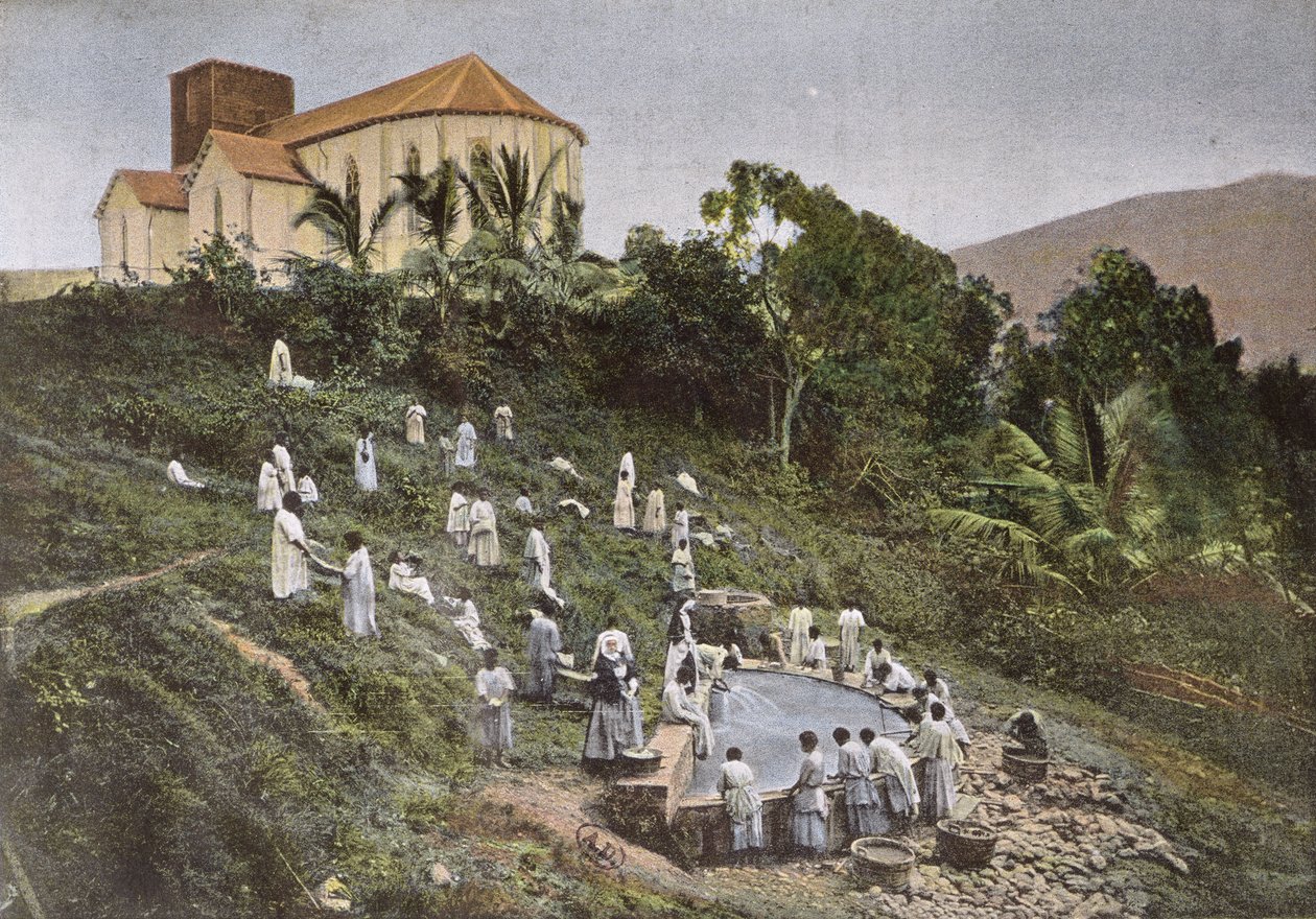 Děti v Nové Kaledonii odvedené do umývárny Misionářskými sestrami, vyryto Gillotem, konec 19. století od French School