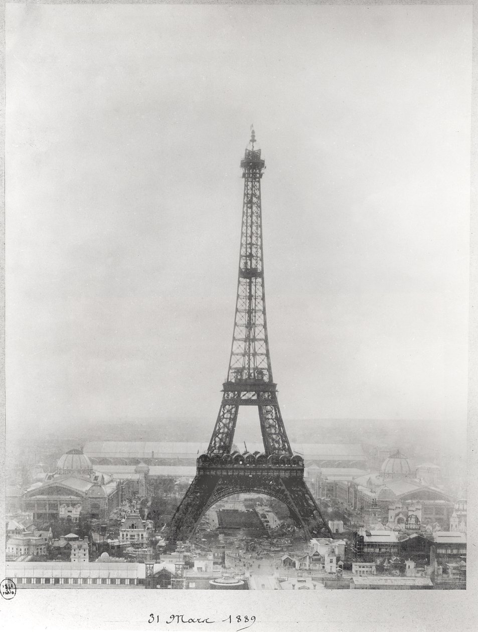 Stavba Eiffelovy věže, Paříž, 31. března 1889 od French School