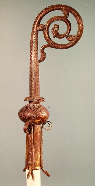 Crozier kancléře Guerina, biskupa ze Senlis z let 1213-27 (pozlacený kov) od French School