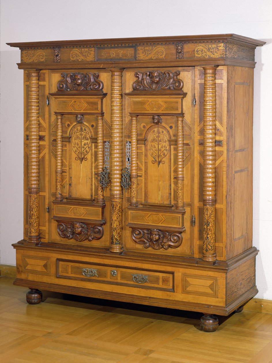 Skříň se sedmi sloupy, cca 1665 (dřevo a intarzie) od French School