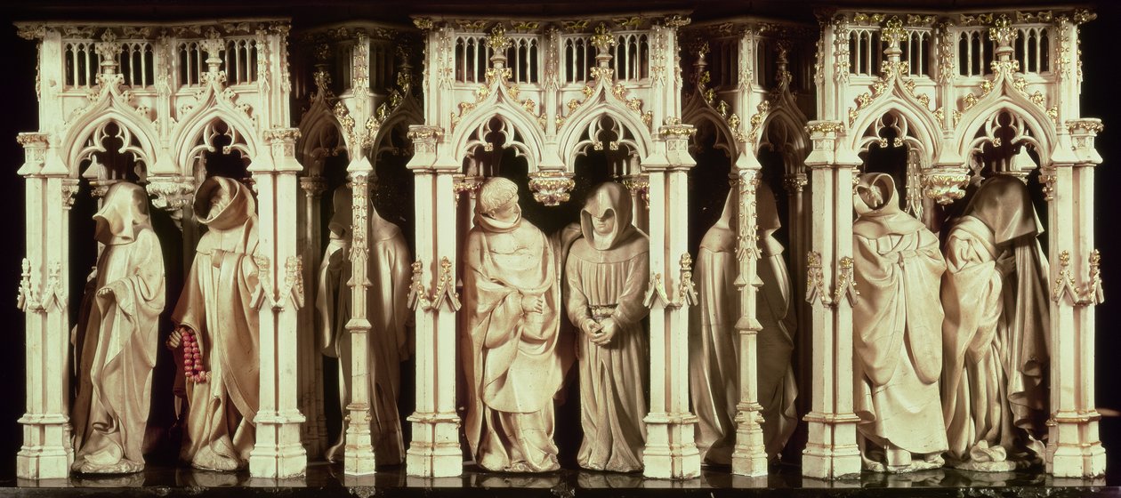Figury mnichů z hrobky Filipa Smělého, burgundského vévody (1342-1404), jejichž autory jsou Jean de Marville (zemř. 1389), Claus Sluter (zemř. 14056) a Claus de Werve (asi 1380-1439), objednané pro klášter o. od French School