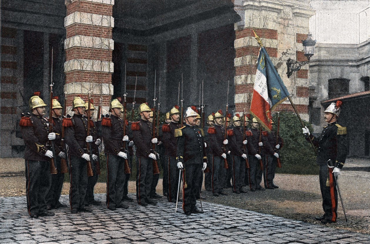 Hasiči z Paříže. Pozdravte vlajku. v ""Scéna vojenského alba života vojáka, pařížských hasičů"" 1892. od French School