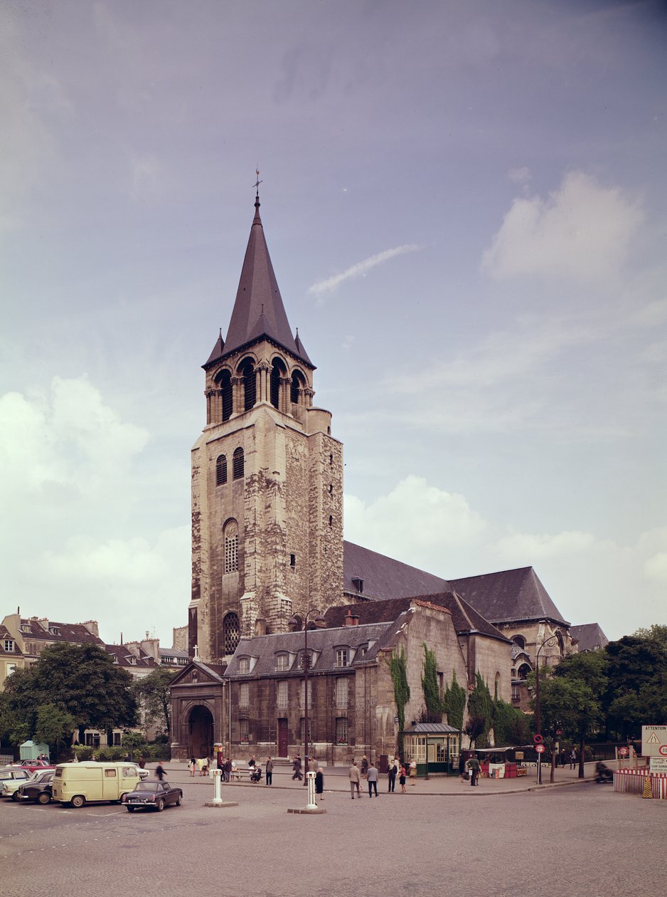 Celkový pohled na fasádu od French School