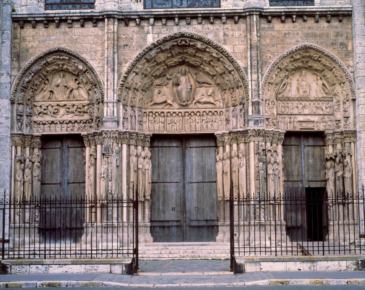 Gotická architektura: královská brána nebo velký portál západního průčelí. Cathedrale Notre-Dame de Chartres (Eure a Loir). od French School