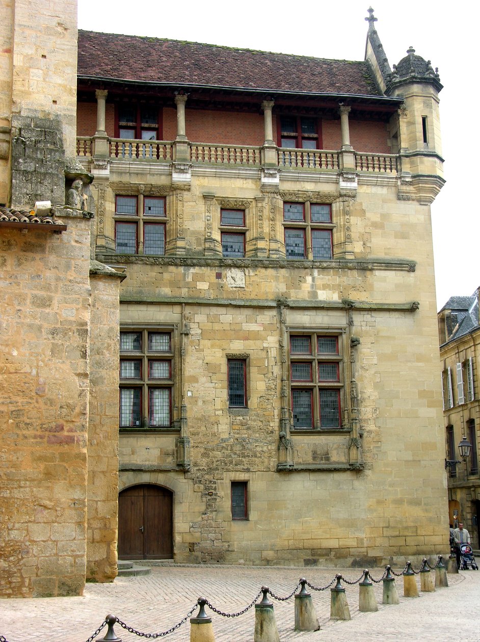 Sněmovna tribunálu od French School