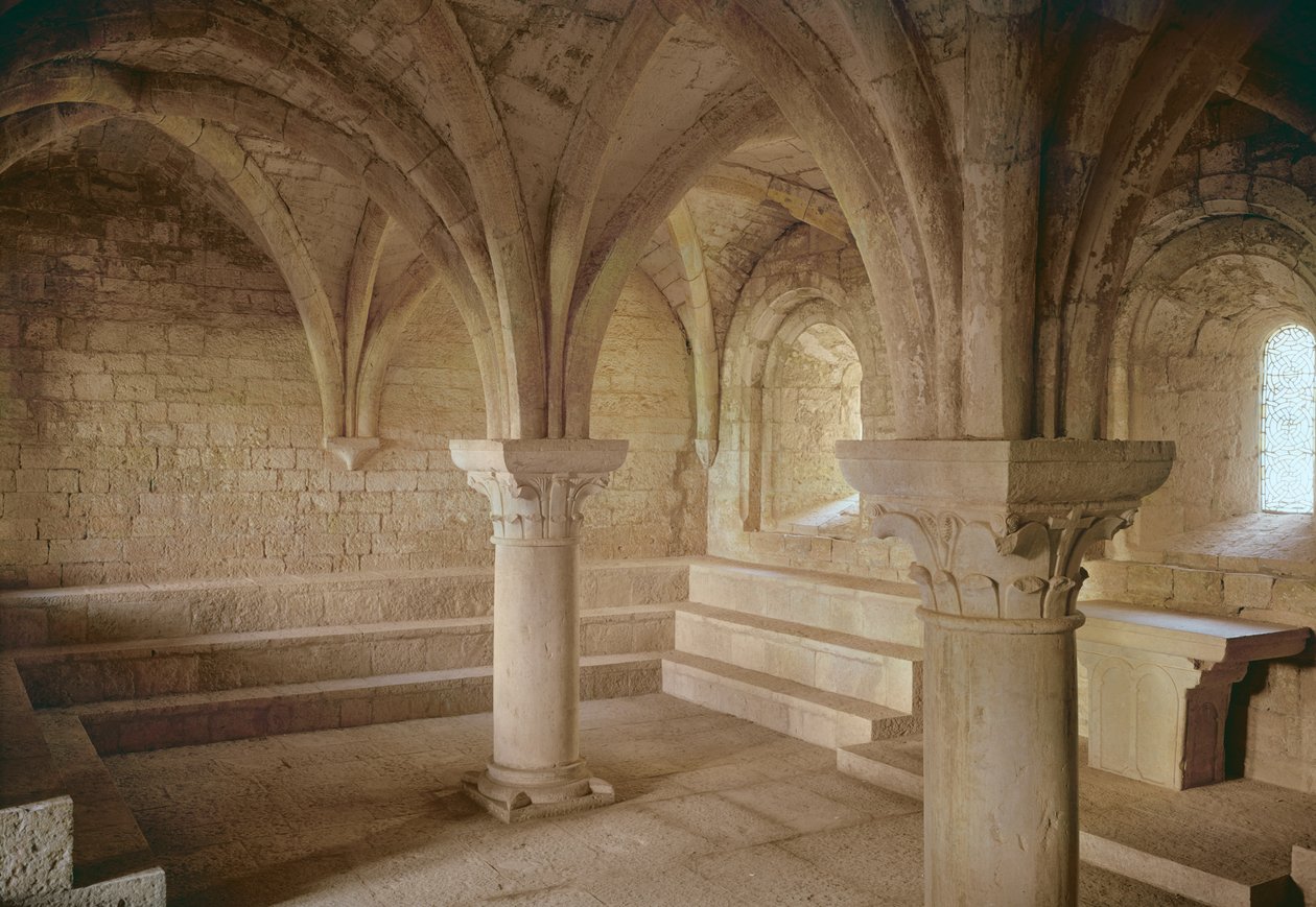 Interiér kapitulního domu cisterciáckého opatství, založeného v roce 1146 od French School