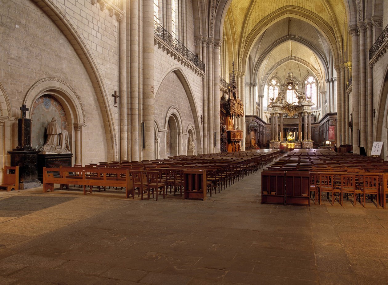 Vnitřní pohled na Cathedrale d