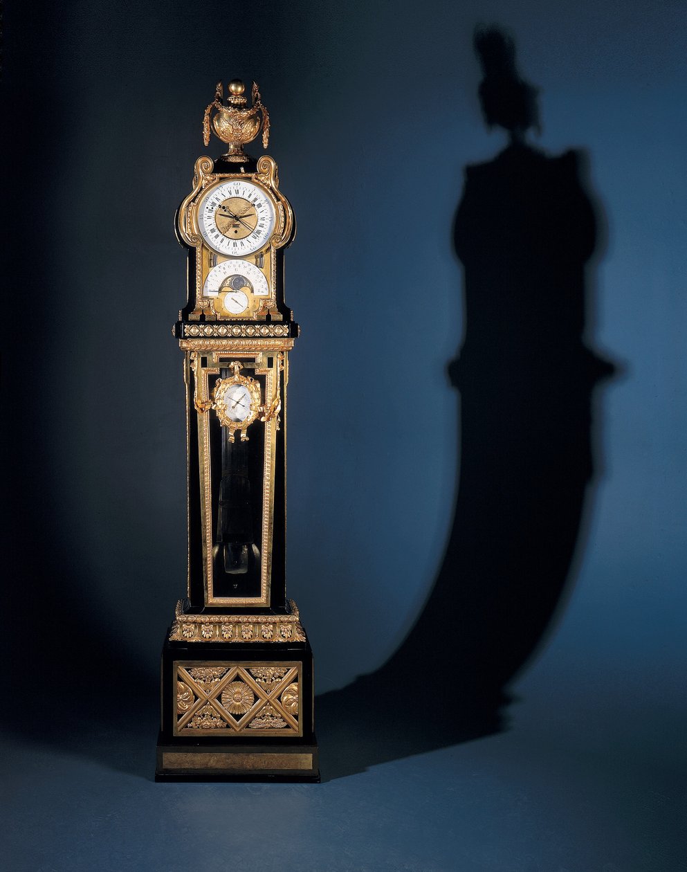 Louis XVI Grande Sonnerie Astronomický věčný kalendář Regulateur de Parquet (eben na ormolu) od French School