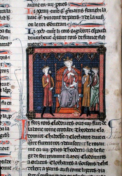 MS.782 Childeric II (c.650-675), Clodomir (c.495-524) a možná Theodorik, reprezentovaný jako pod ochranou krále Clotaire I (c.497-561), sedícího na trůnu, miniatura z r. Chroniques de Saint-Denis (vellum) od French School