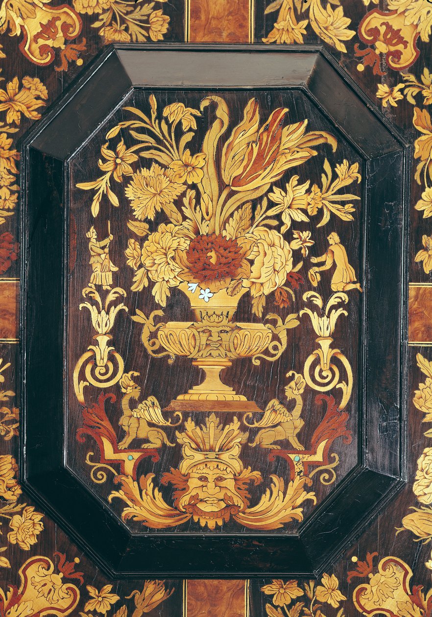 Detail intarzie z bufetu (dřevo) od French School
