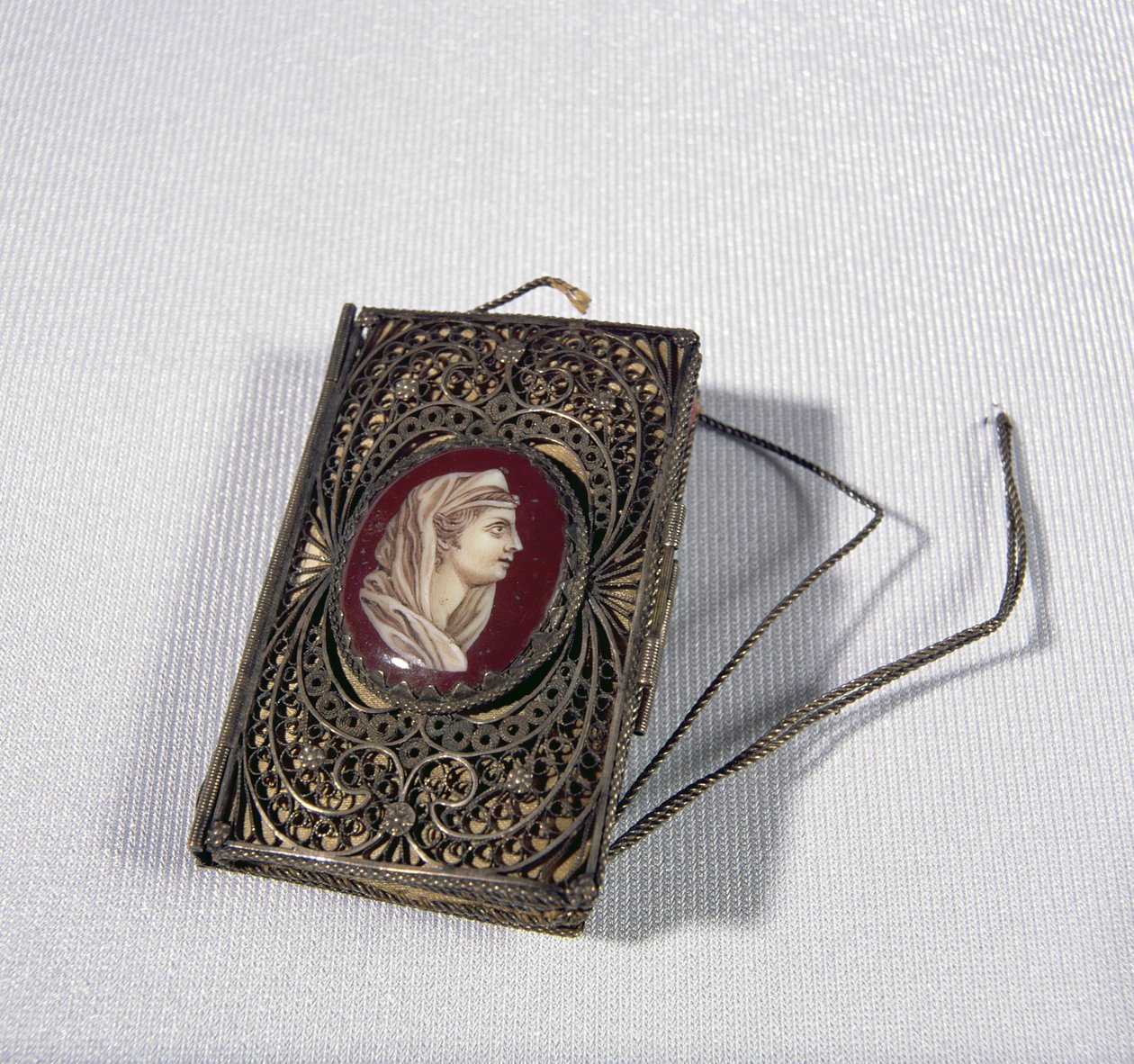Pouzdro na jehly, údajně patřilo Mary Queen of Scots (1542-87) od French School