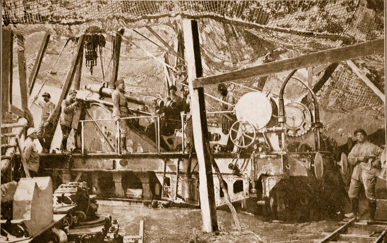 Jedno z těžkých děl, které Spojenci použili v masivním zátarasu na Sommě v letech 1914-19. od French School