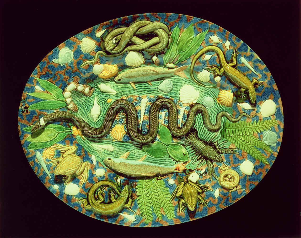 Oválná mísa s rybami a plazy, reprodukce nádobí Bernard Palissy (hliněné nádobí) od French School