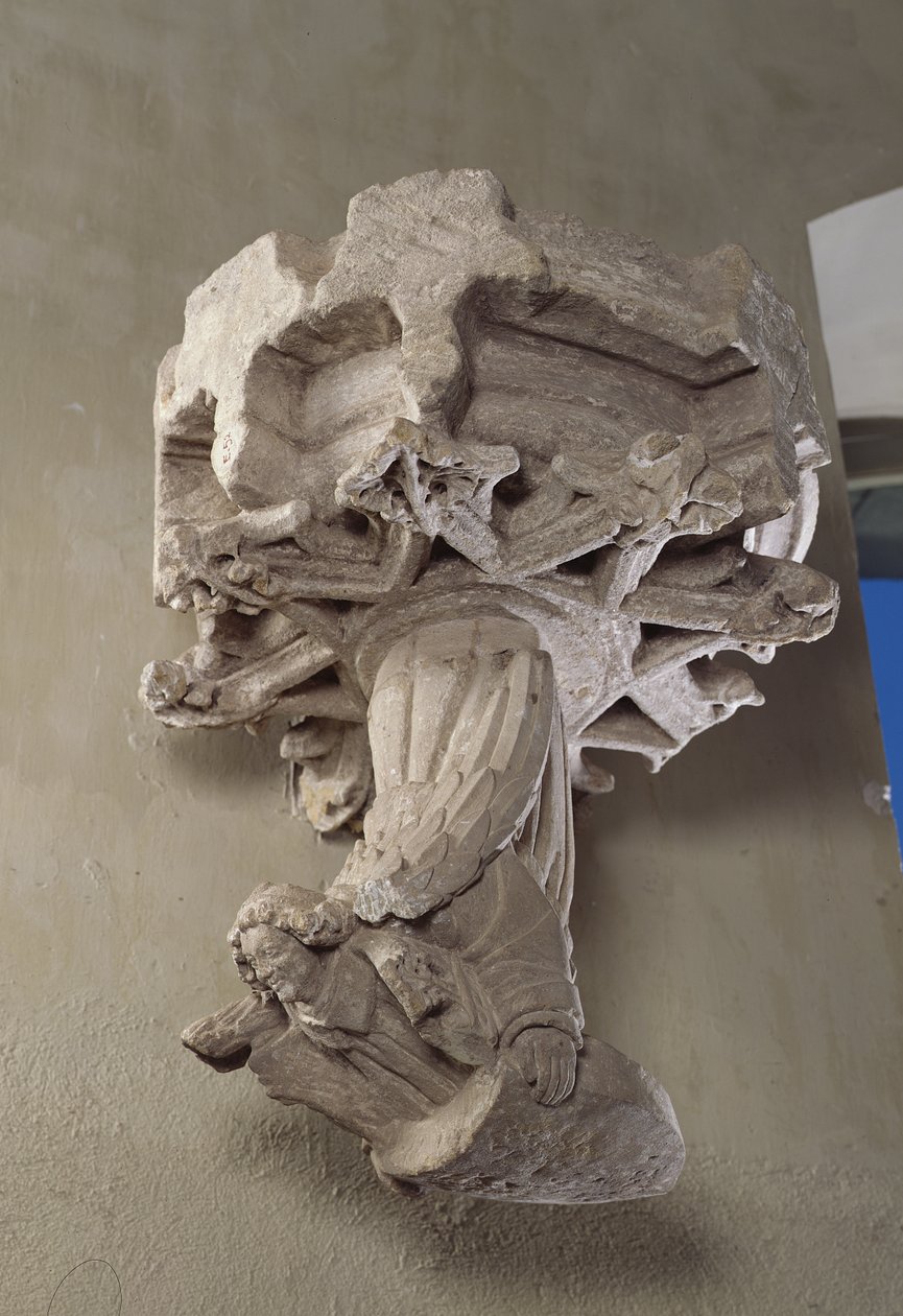 Čekající klíčový kámen: anděl (pískovec) od French School