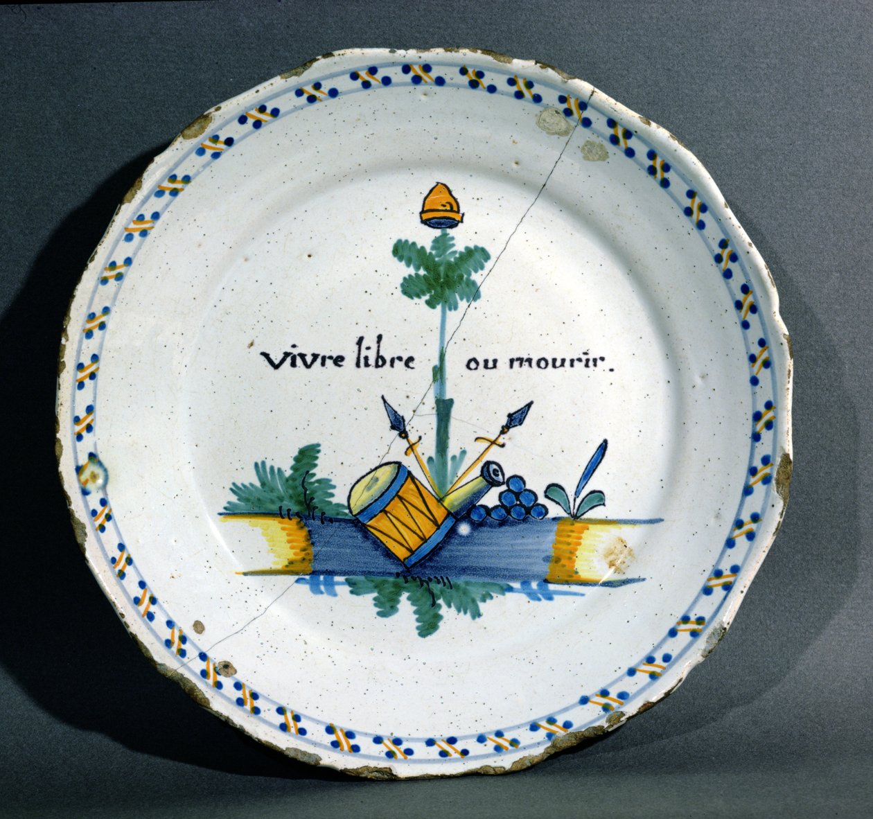 Deska zobrazující strom svobody, hlásající svobodu nebo smrt, kolem roku 1792 (keramika) od French School