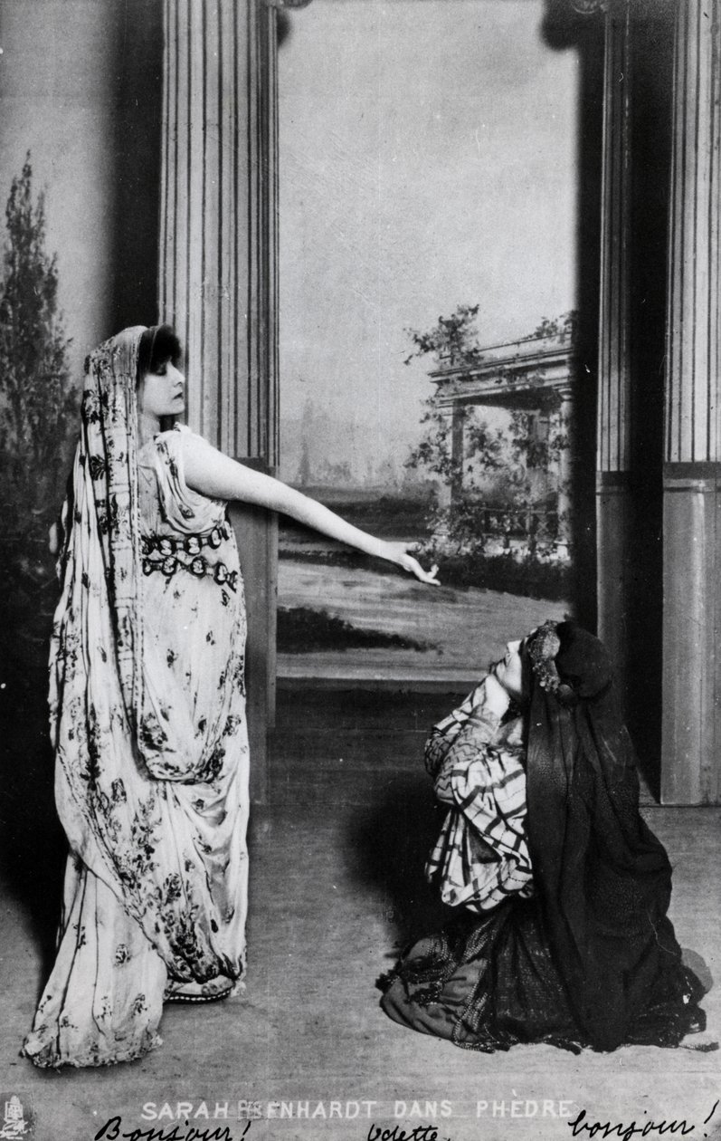 Pohlednice zobrazující Sarah Bernhardt (1844-1923) v Phedre od Jean Racine (1639-99) koncem 19. století od French School