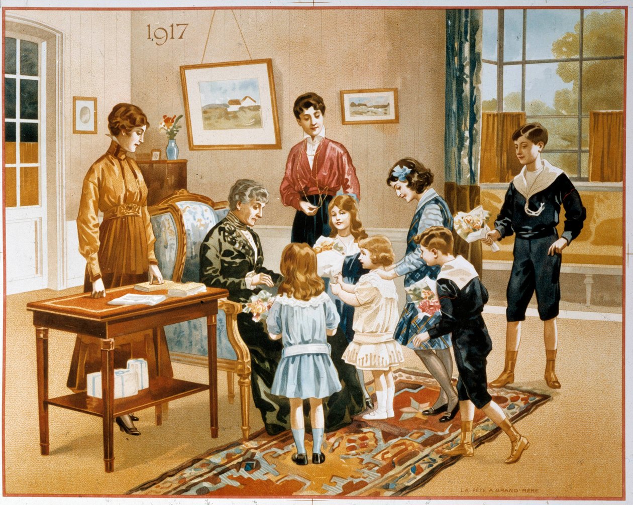 Starší žena předává dárky dětem z internátní školy. od French School