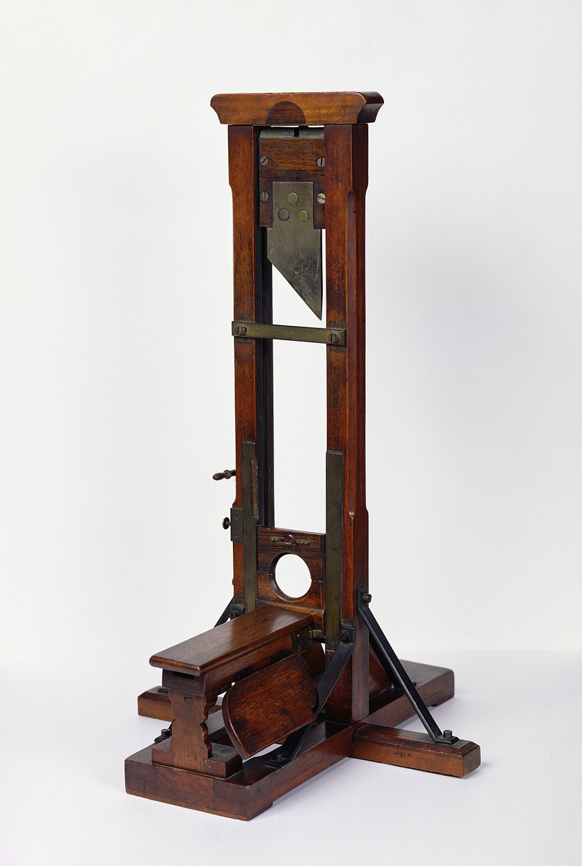Zmenšený model gilotiny (dřevo a kov) (viz také 216411) od French School