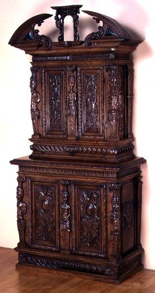 Příborník se čtyřmi dveřmi (dřevěný) od French School