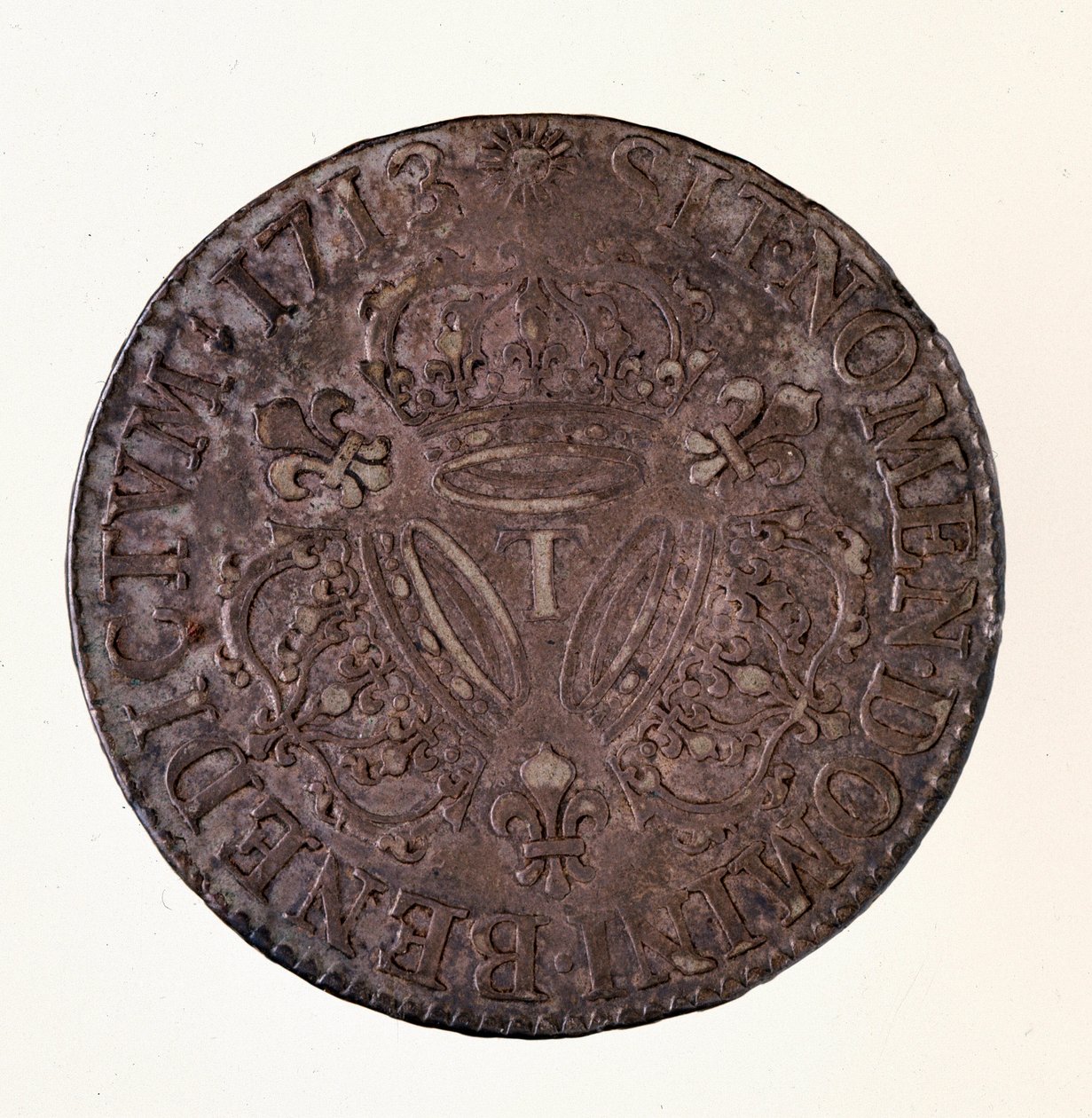 Stříbrné francouzské ECU (scude), vláda krále Ludvíka XIV. (1643-1715) 1713 Diam. 4 cm Neapol, museo archeologico od French School
