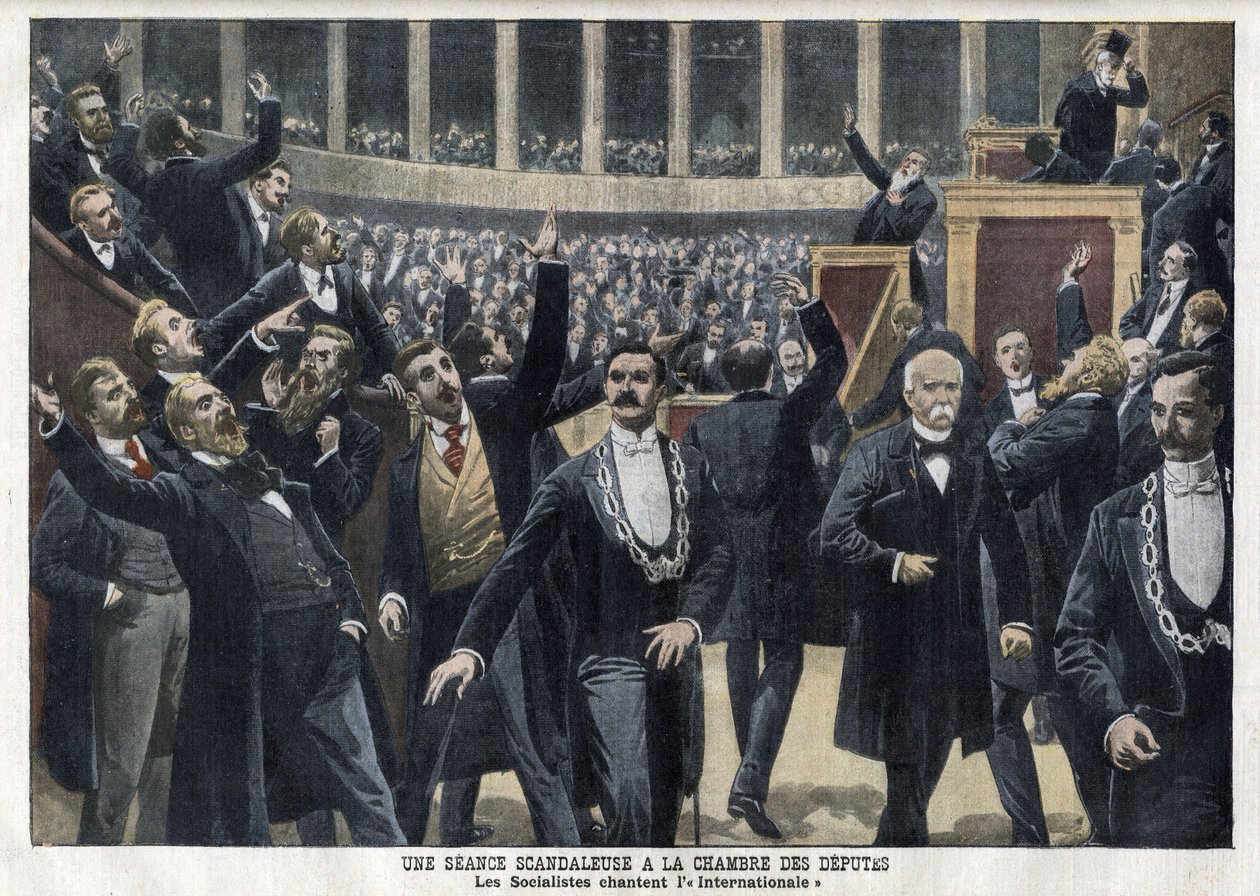 Socialisté zpívající Internacionálu v Poslanecké sněmovně ve Francii uprostřed zasedání za přítomnosti Georgese Clemenceaua (1841-1929) - „Le Petit Journal“, květen 1909 (rytina) od French School