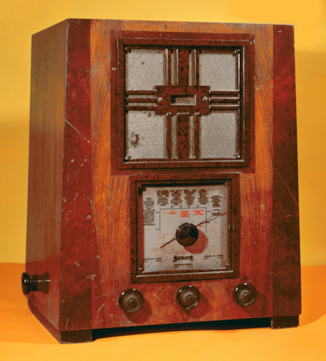 Rádio Sonora, kolem roku 1930 od French School