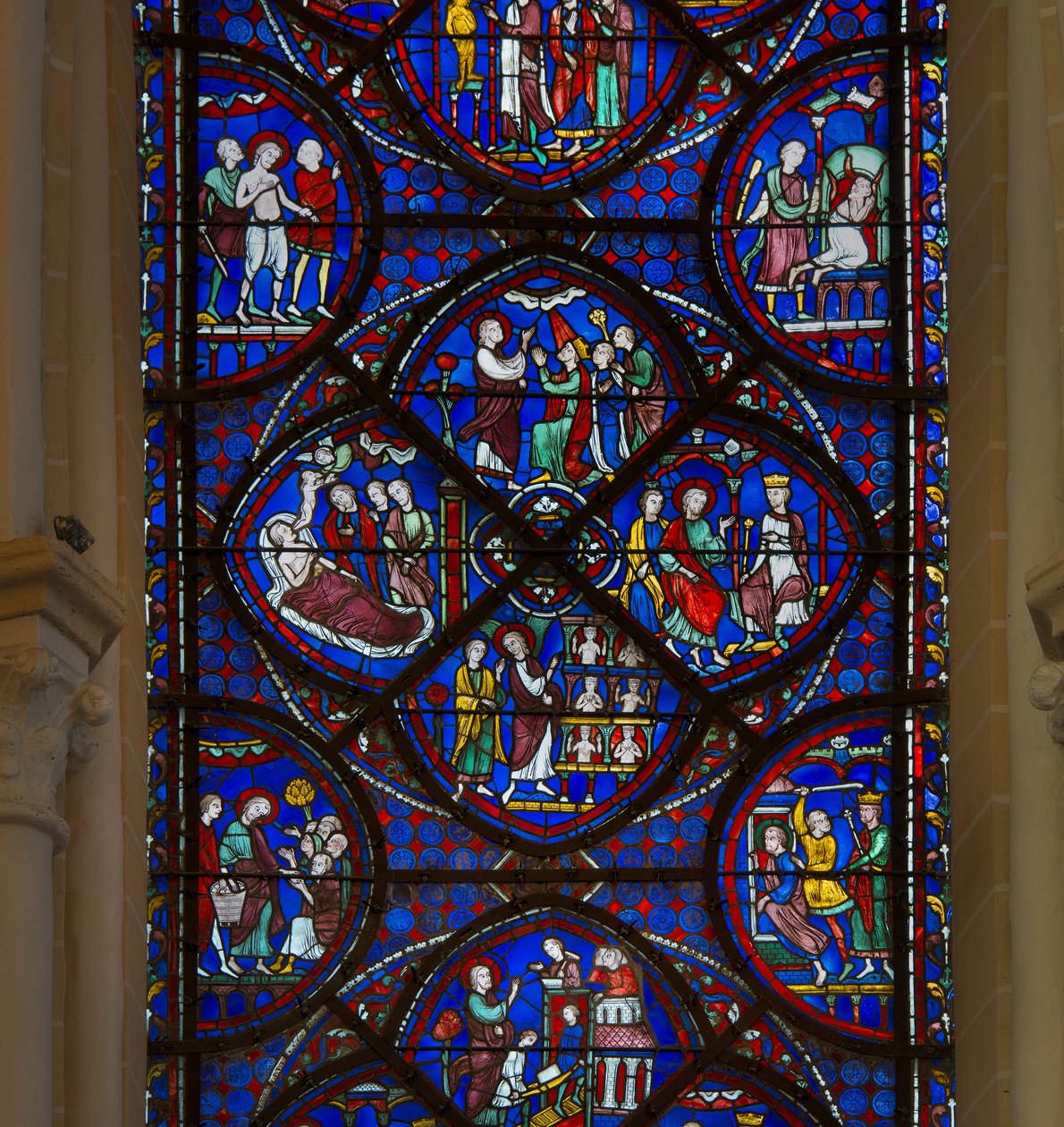 Vitráže katedrály v Chartres: detail života svatého Tomáše od French School