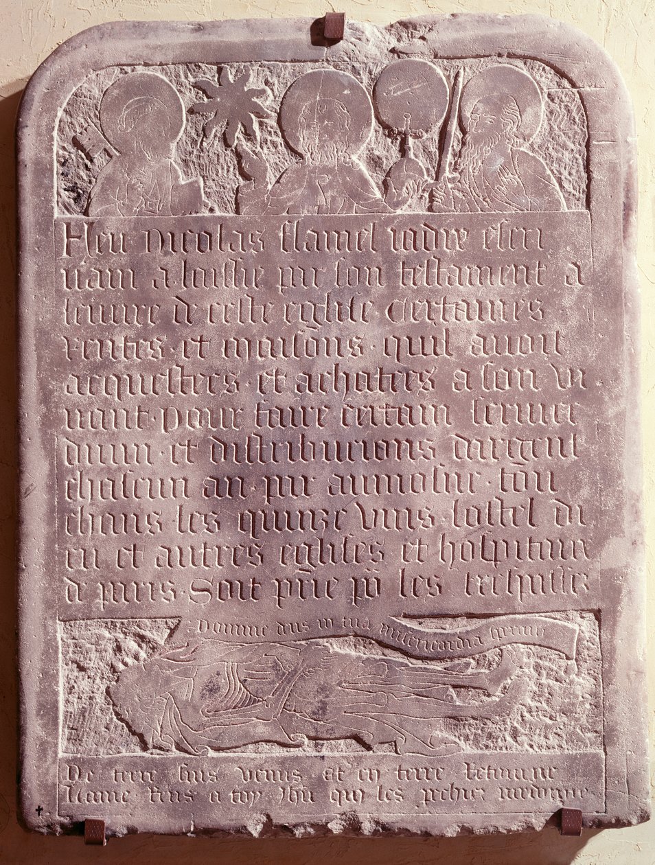Náhrobek Nicolase Flamela, původně z kostela Saint-Jacques-de-la-Boucherie, 1418 od French School