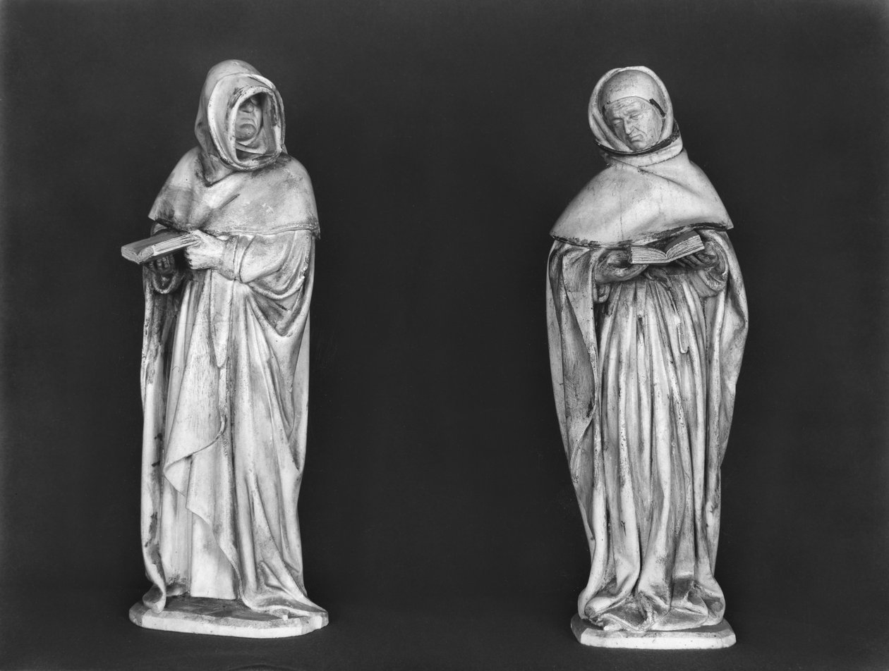 Dva truchlící, z hrobky vévody Jean de Berry (1340-1416) kolem 1450-53 (alabastr) od French School