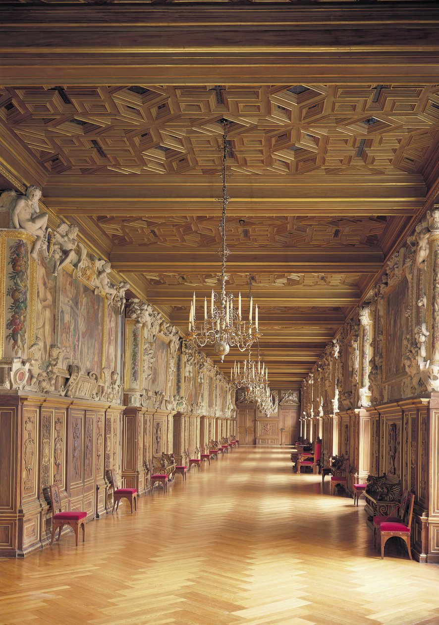 Pohled dolů po délce Galerie Františka I., 1530-40 od French School