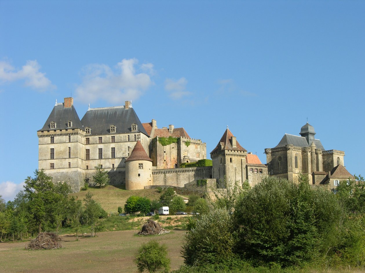 Pohled na hrad Biron, 15.-16. století (viz také 245254) od French School