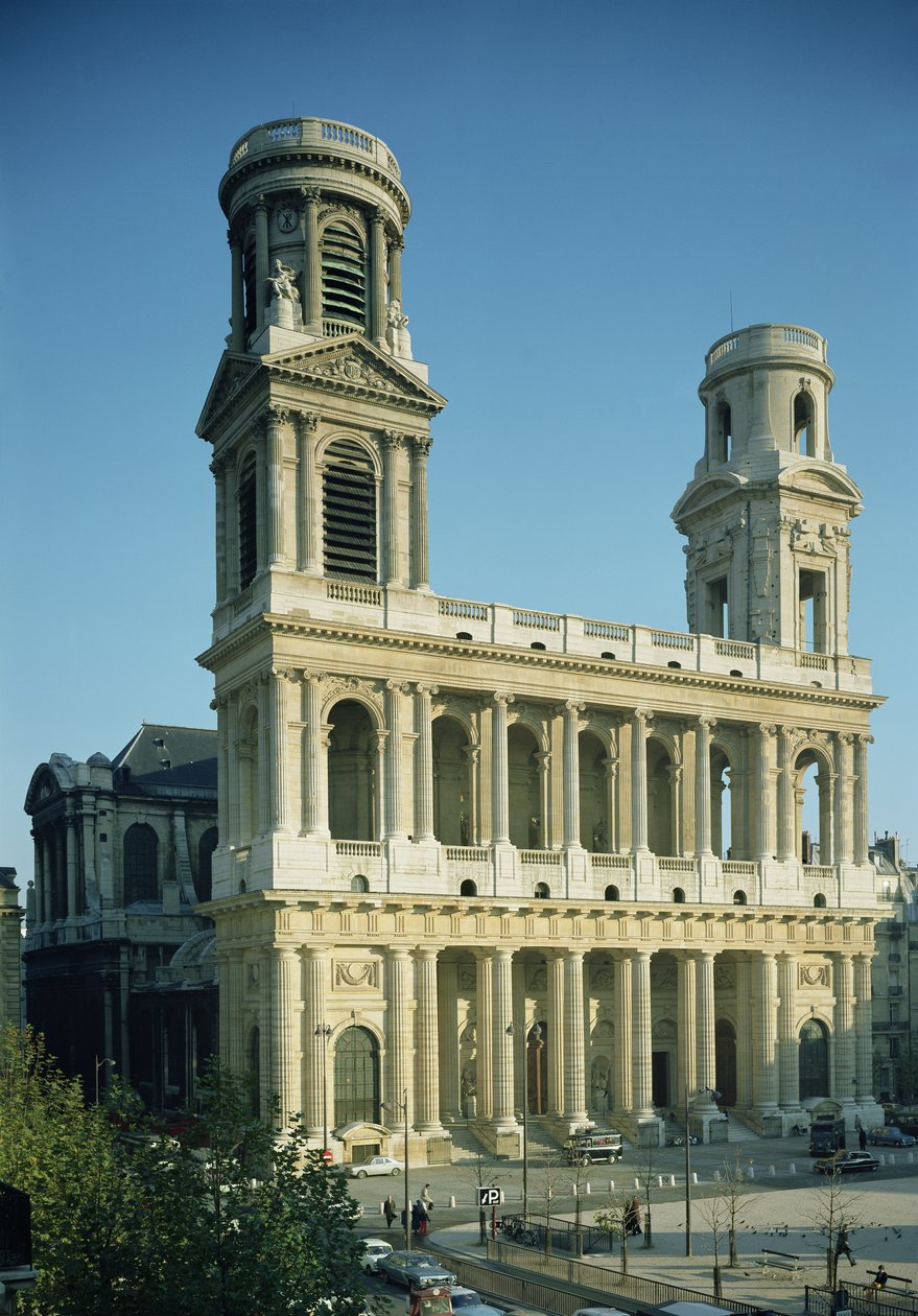 Pohled na průčelí kostela Saint-Sulpice, postaveného v letech 1646-1780 od French School