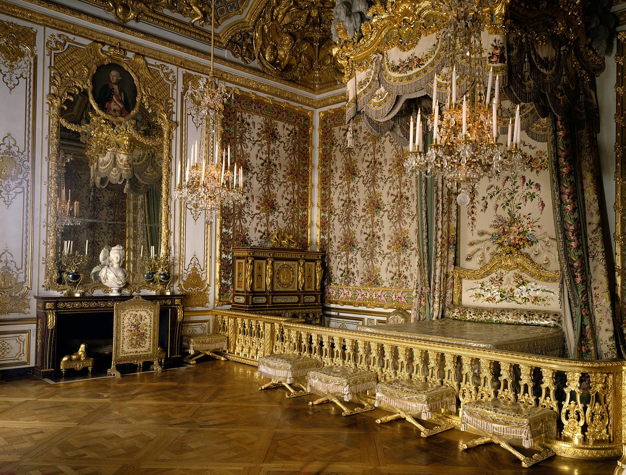 Pohled do pokoje francouzské královny Marie Antoinetty Habsburské Lotrinské (1755-1793). Versailles, zámecké muzeum od French School