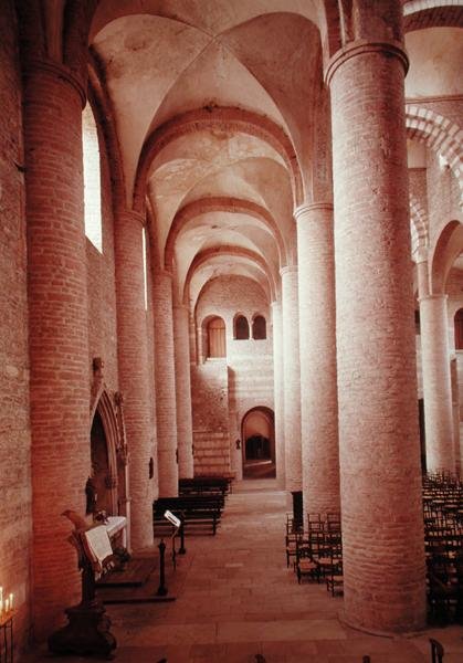 Pohled na jižní uličku, při pohledu směrem k narthexu (viz také 162676) od French School