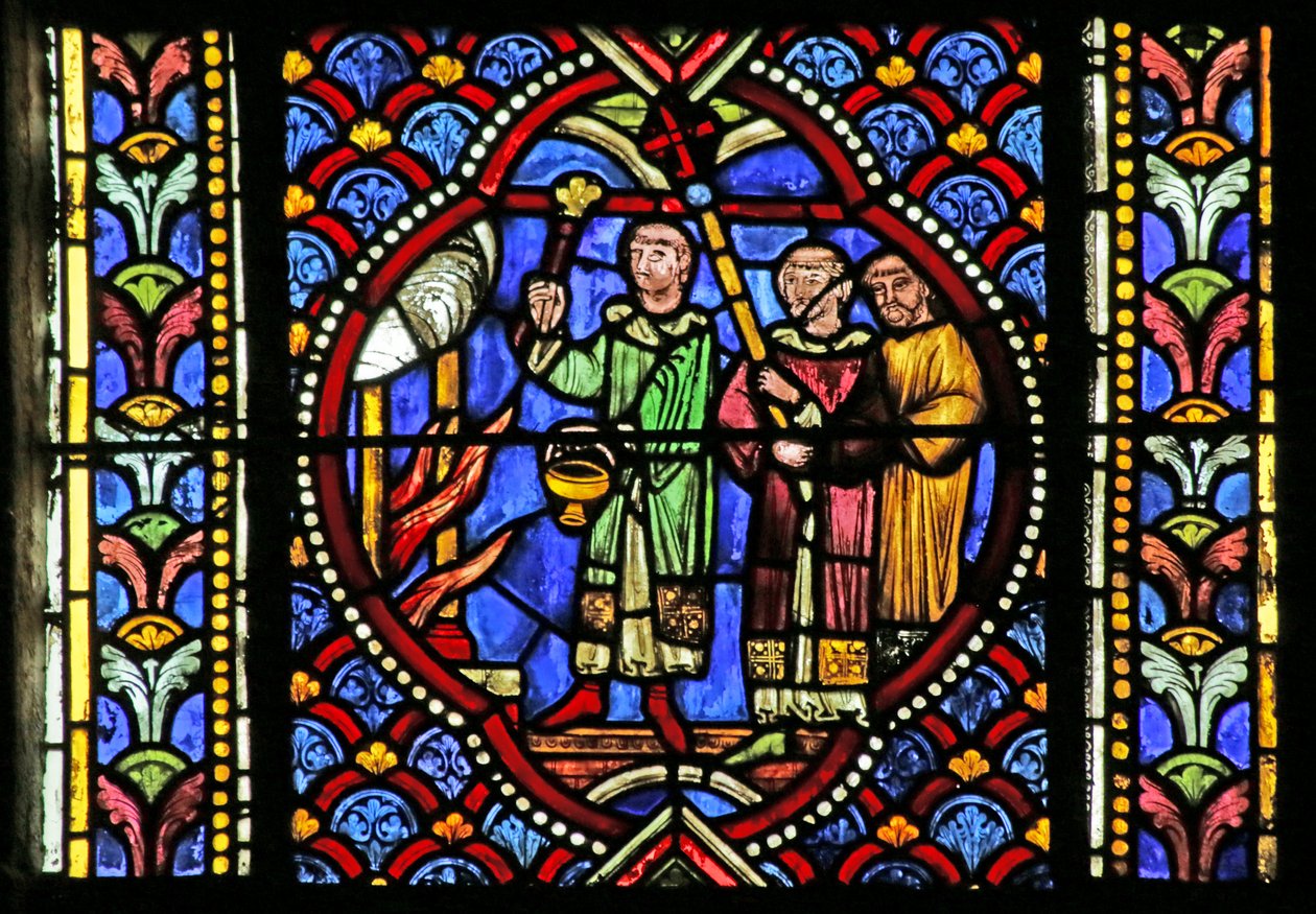 Okno zobrazující scénu ze života Saint Artheme: Požár ve městě Clermont si vyžádal přesun relikvií svatých. Průvod nese relikviář a přichází k ohni a b od French School