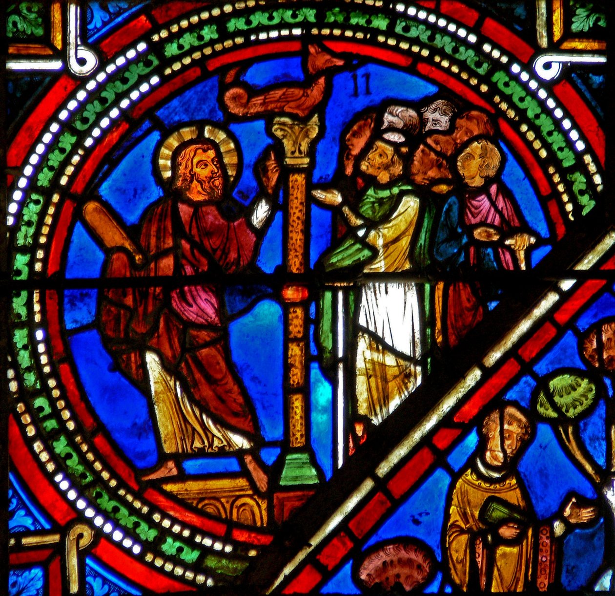Okno w15 zobrazující Árona a mosazného hada od French School