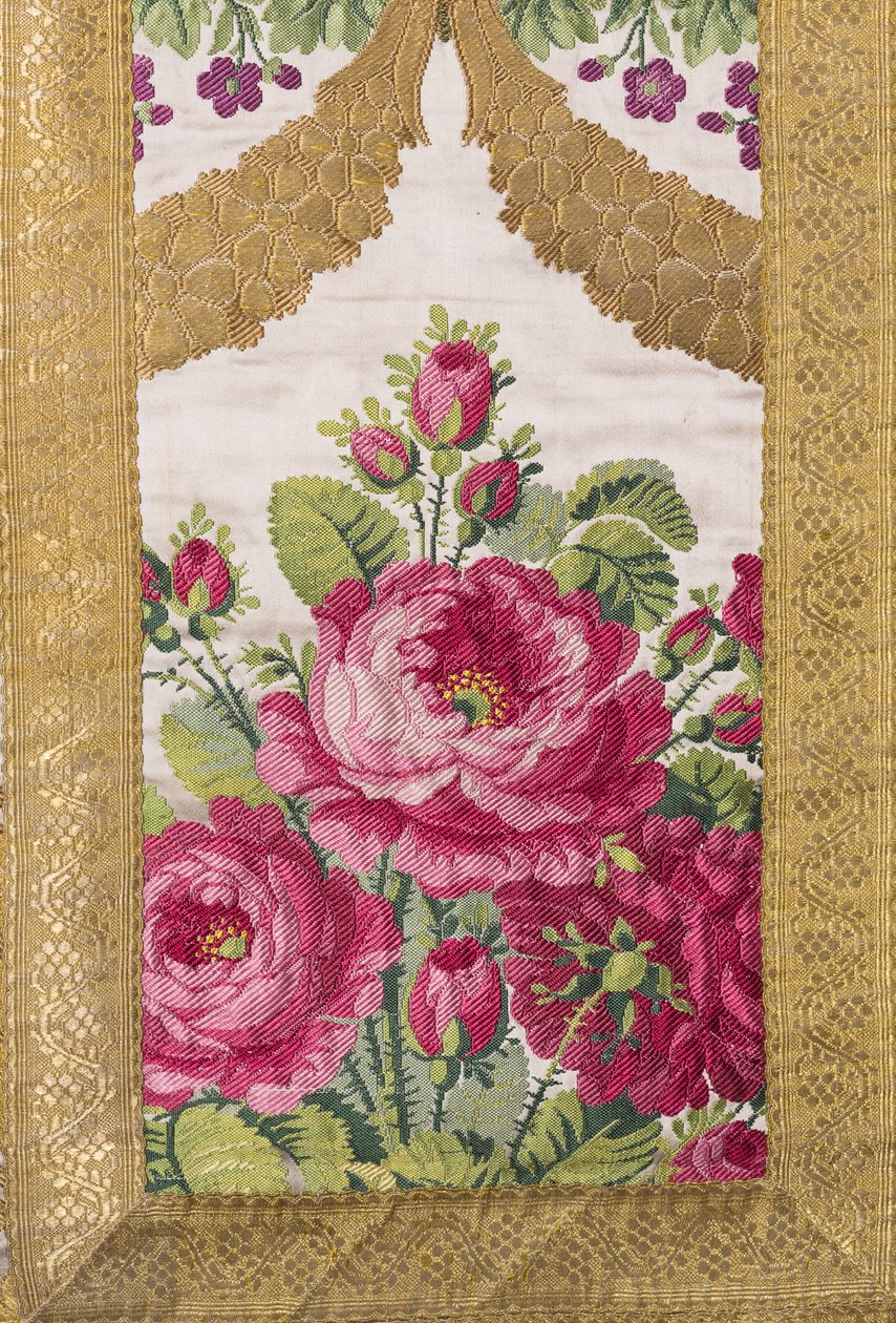 ornát liturgického souboru z nabídky Louis-Philippe 1810 (hedvábí vyšívané zlatem) od French School