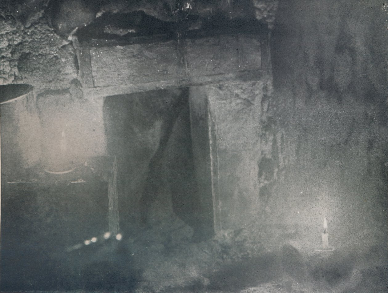 Inside Door of Igloo by Light of Blubber Lamps, c1911, 1913 od G. Murray Levick
